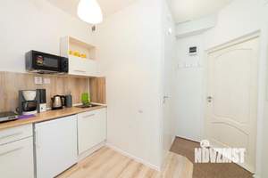 Студия квартира, посуточно, 27м2, 1/4 этаж