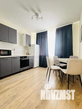 1-к квартира, посуточно, 33м2, 8/19 этаж