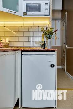 1-к квартира, посуточно, 11м2, 2/5 этаж