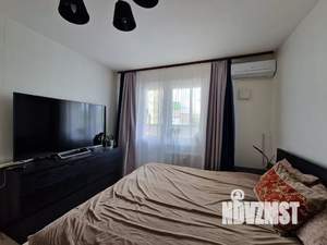 1-к квартира, посуточно, 42м2, 2/25 этаж