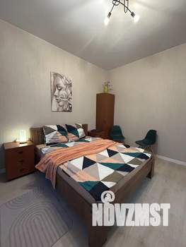 1-к квартира, посуточно, 38м2, 16/22 этаж