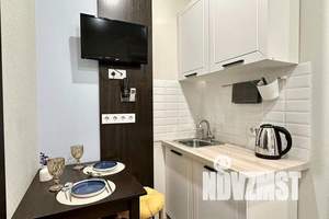 1-к квартира, посуточно, 12м2, 2/6 этаж