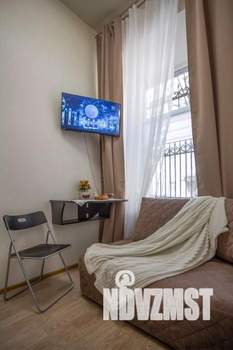 1-к квартира, посуточно, 14м2, 1/1 этаж