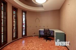 3-к квартира, на длительный срок, 140м2, 3/3 этаж