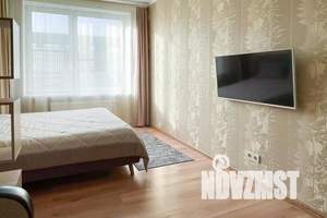 1-к квартира, посуточно, 42м2, 6/9 этаж
