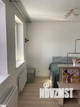 Студия квартира, посуточно, 28м2, 24/24 этаж