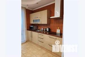 1-к квартира, посуточно, 37м2, 5/25 этаж