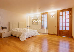 4-к квартира, на длительный срок, 250м2, 2/3 этаж