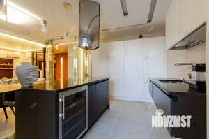 4-к квартира, на длительный срок, 140м2, 17/25 этаж