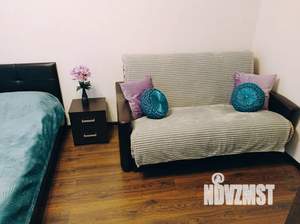 1-к квартира, посуточно, 39м2, 2/10 этаж
