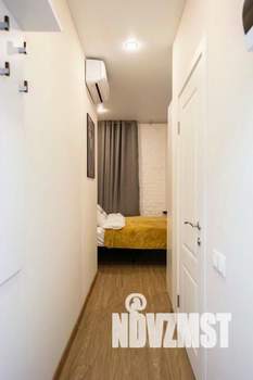 1-к квартира, посуточно, 12м2, 1/1 этаж