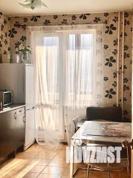 1-к квартира, посуточно, 37м2, 4/19 этаж
