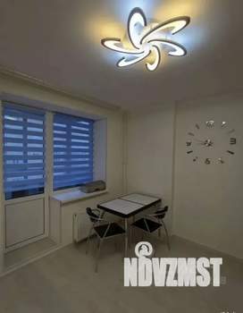 1-к квартира, посуточно, 40м2, 7/8 этаж