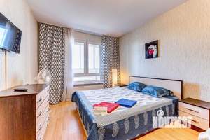 1-к квартира, посуточно, 45м2, 18/25 этаж