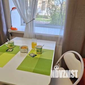 Студия квартира, посуточно, 18м2, 1/3 этаж