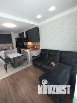 Студия квартира, посуточно, 37м2, 11/23 этаж