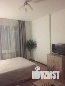 1-к квартира, посуточно, 50м2, 1/1 этаж