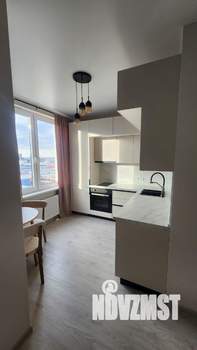 Студия квартира, на длительный срок, 32м2, 13/18 этаж