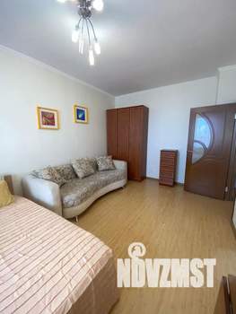 1-к квартира, посуточно, 37м2, 15/25 этаж