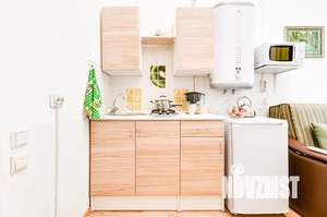 Студия квартира, посуточно, 12м2, 1/6 этаж