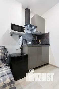 Студия квартира, посуточно, 14м2, 2/5 этаж