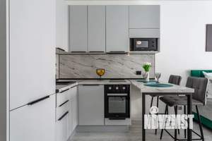 Студия квартира, посуточно, 25м2, 7/23 этаж