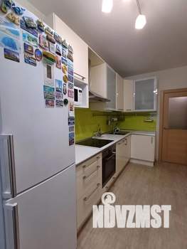 1-к квартира, посуточно, 42м2, 13/25 этаж