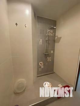 1-к квартира, посуточно, 38м2, 6/10 этаж