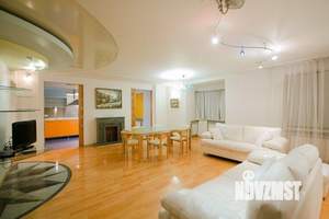 3-к квартира, на длительный срок, 105м2, 3/3 этаж