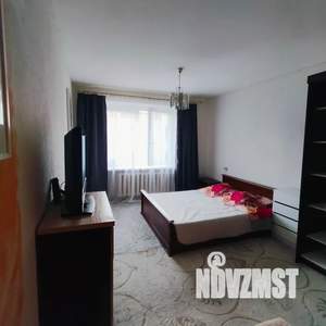 1-к квартира, посуточно, 35м2, 4/7 этаж