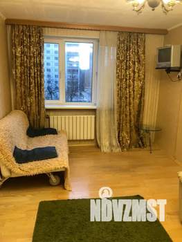 1-к квартира, посуточно, 34м2, 4/9 этаж