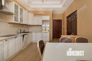 4-к квартира, на длительный срок, 158м2, 5/8 этаж