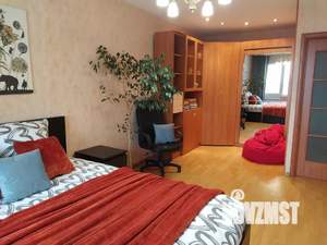 1-к квартира, посуточно, 42м2, 9/10 этаж