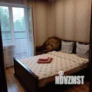 2-к квартира, посуточно, 50м2, 1/1 этаж