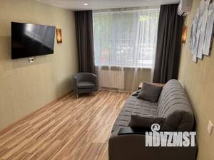 3-к квартира, посуточно, 60м2, 1/9 этаж