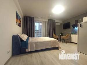 Студия квартира, посуточно, 32м2, 3/15 этаж