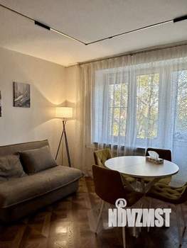 Студия квартира, посуточно, 40м2, 6/9 этаж