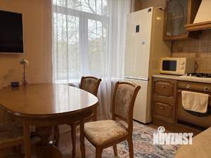 3-к квартира, посуточно, 90м2, 2/5 этаж