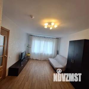 1-к квартира, посуточно, 38м2, 16/17 этаж