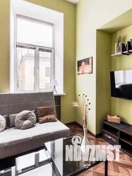 Студия квартира, посуточно, 38м2, 2/3 этаж