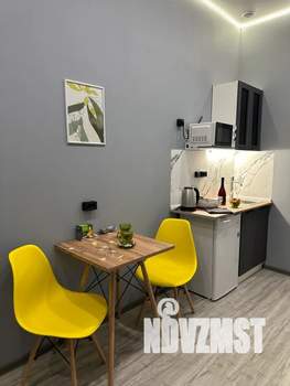 Студия квартира, посуточно, 15м2, 2/5 этаж