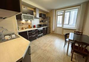 2-к квартира, на длительный срок, 77м2, 3/26 этаж