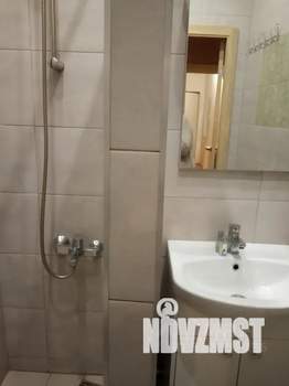 1-к квартира, посуточно, 37м2, 1/4 этаж