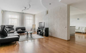 4-к квартира, на длительный срок, 190м2, 7/7 этаж