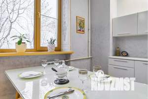 2-к квартира, посуточно, 78м2, 3/5 этаж