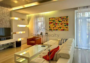 4-к квартира, на длительный срок, 180м2, 2/4 этаж