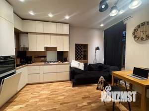 1-к квартира, посуточно, 65м2, 1/5 этаж
