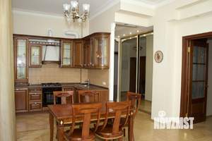 3-к квартира, на длительный срок, 100м2, 2/5 этаж