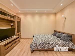 Студия квартира, на длительный срок, 42м2, 7/9 этаж