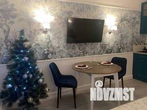 Студия квартира, посуточно, 35м2, 11/19 этаж